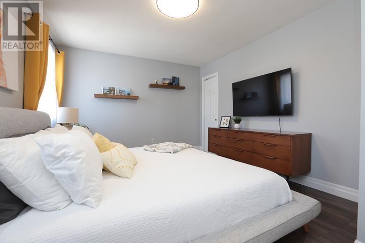 28 Parker Ave, Sault Ste. Marie, ON - Indoor Photo Showing Bedroom