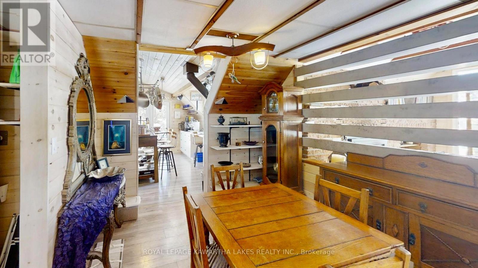 8 Fr 62 Street, Trent Lakes, ON - Indoor Photo Showing Other Room