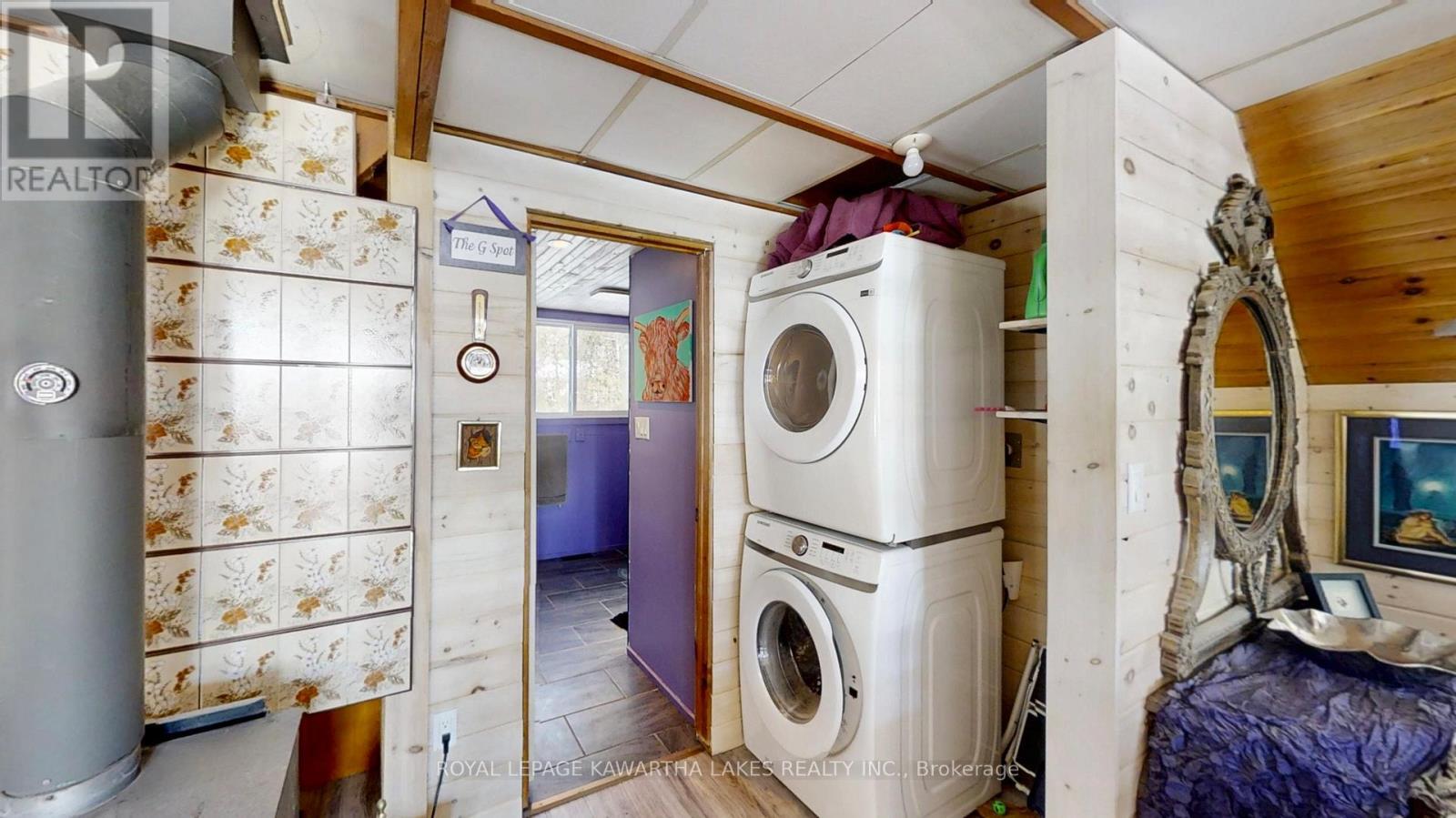8 Fr 62 Street, Trent Lakes, ON - Indoor Photo Showing Laundry Room