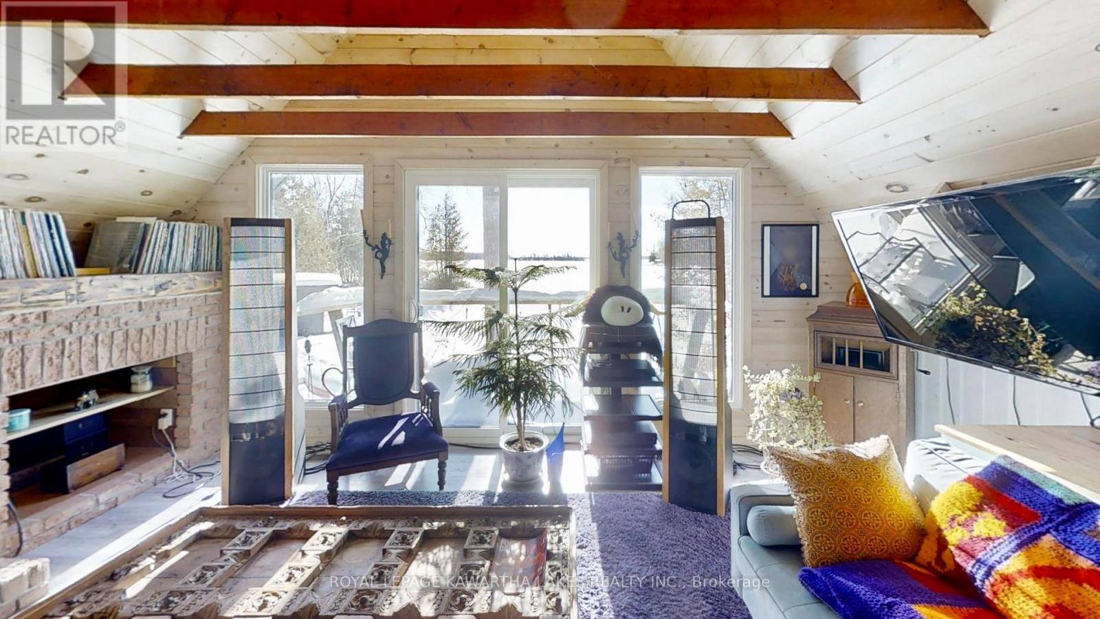 8 Fr 62 Street, Trent Lakes, ON - Indoor Photo Showing Other Room