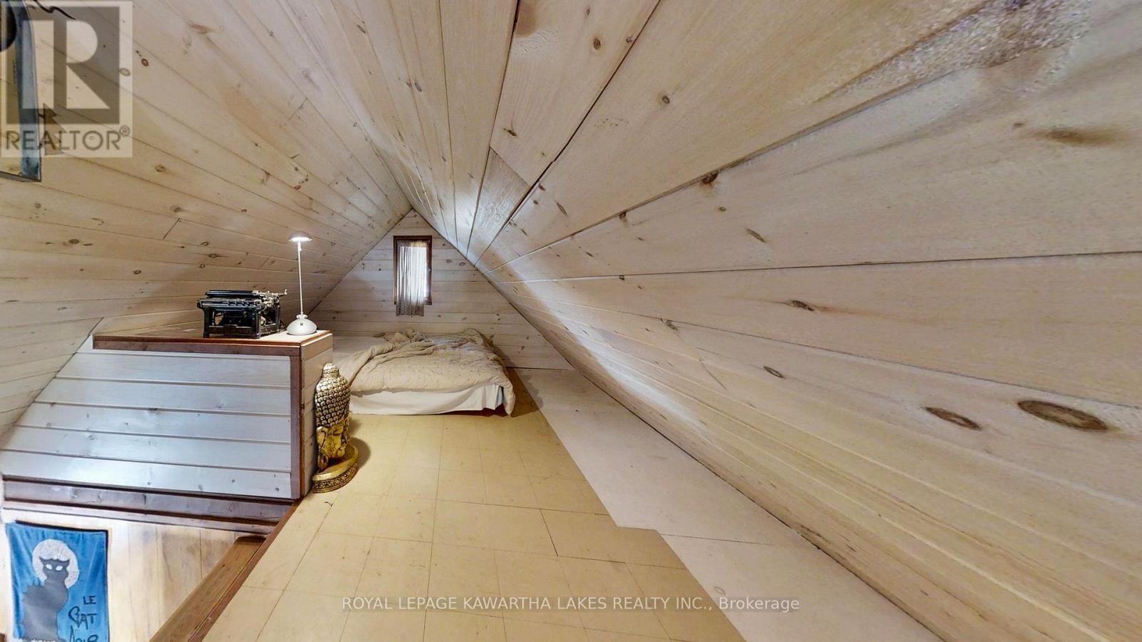 8 Fr 62 Street, Trent Lakes, ON - Indoor Photo Showing Other Room