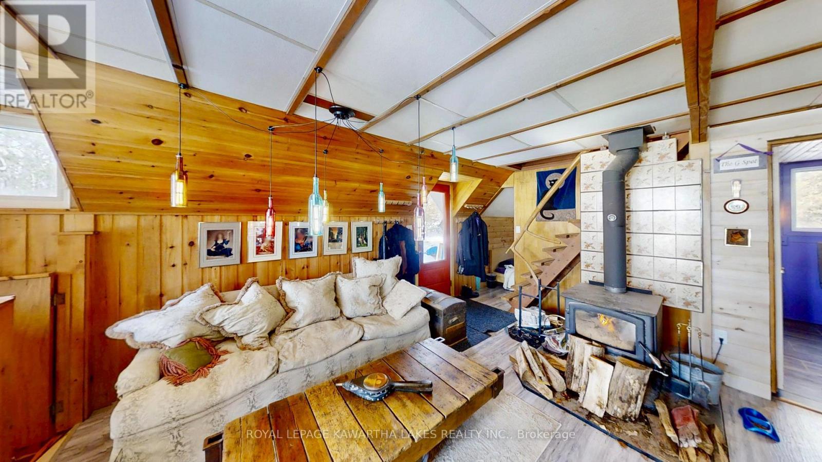 8 Fr 62 Street, Trent Lakes, ON - Indoor