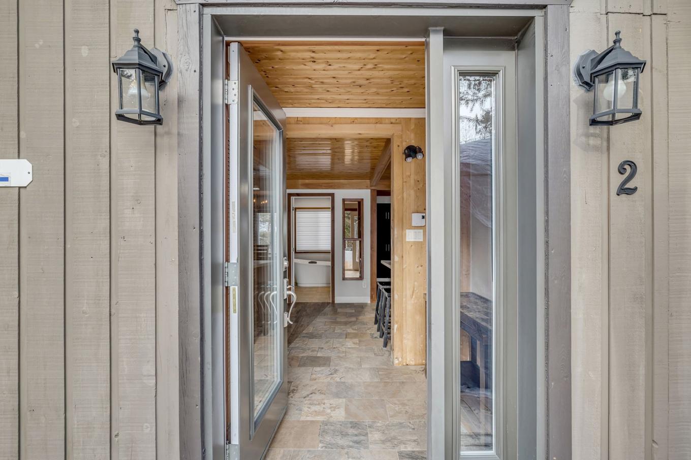 Façade - 2 Imp. Des Labours, Stoneham-Et-Tewkesbury, QC - Photo Showing Other Room