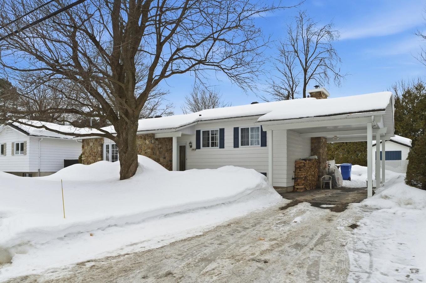 Façade - 938 Rue Du Relais, Saint-Jérôme, QC - Outdoor