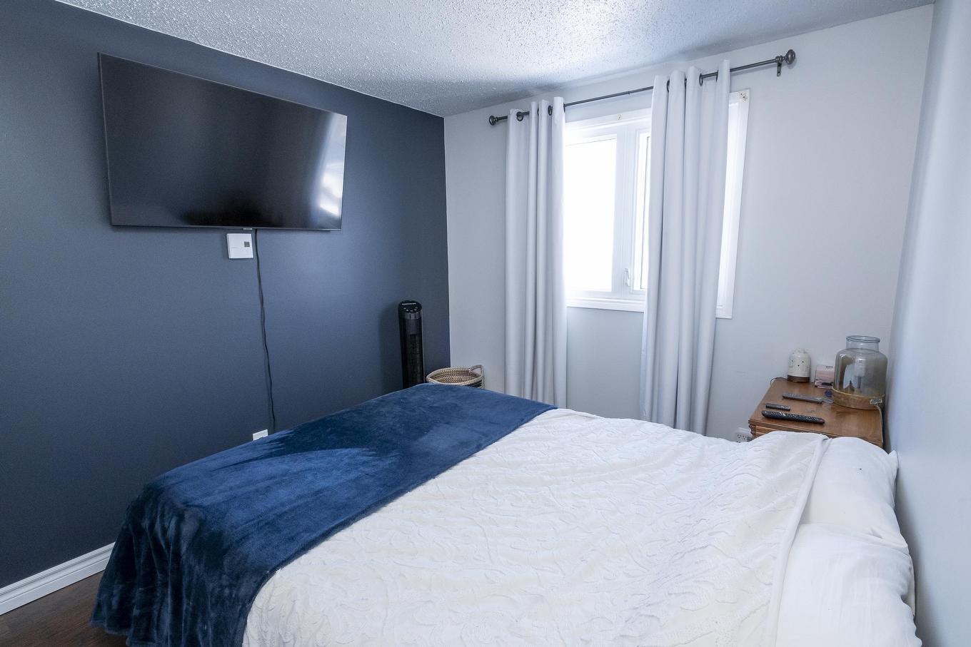 50 567 Edison Road, Thunder Bay, ON - Indoor Photo Showing Bedroom