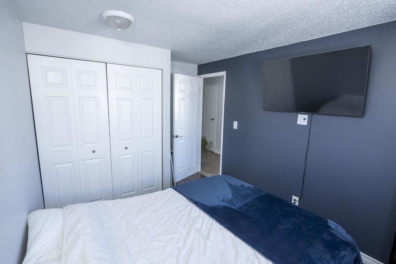 50 567 Edison Road, Thunder Bay, ON - Indoor Photo Showing Bedroom