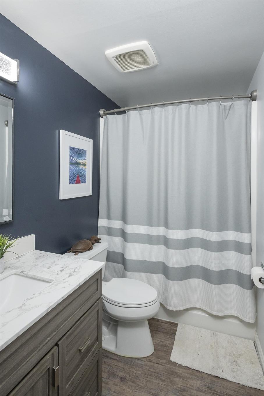 50 567 Edison Road, Thunder Bay, ON - Indoor Photo Showing Bathroom