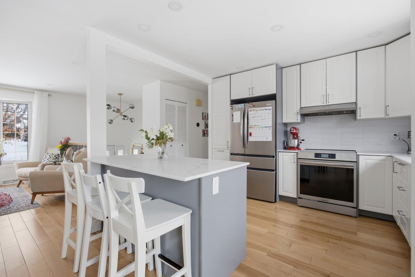 Kitchen - 38 Rue De Tarragone, Kirkland, QC - Indoor Photo Showing Kitchen