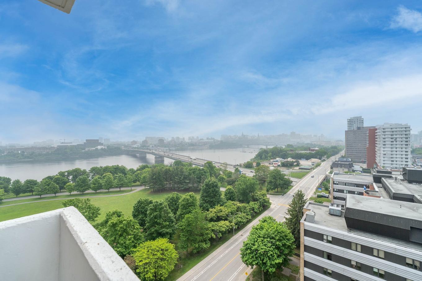 Balcon - 1408-285 Rue Laurier, Gatineau (Hull), QC - Outdoor With View