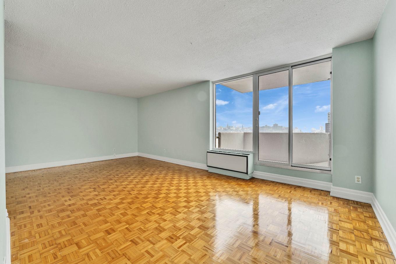 Salon - 1408-285 Rue Laurier, Gatineau (Hull), QC - Indoor Photo Showing Other Room