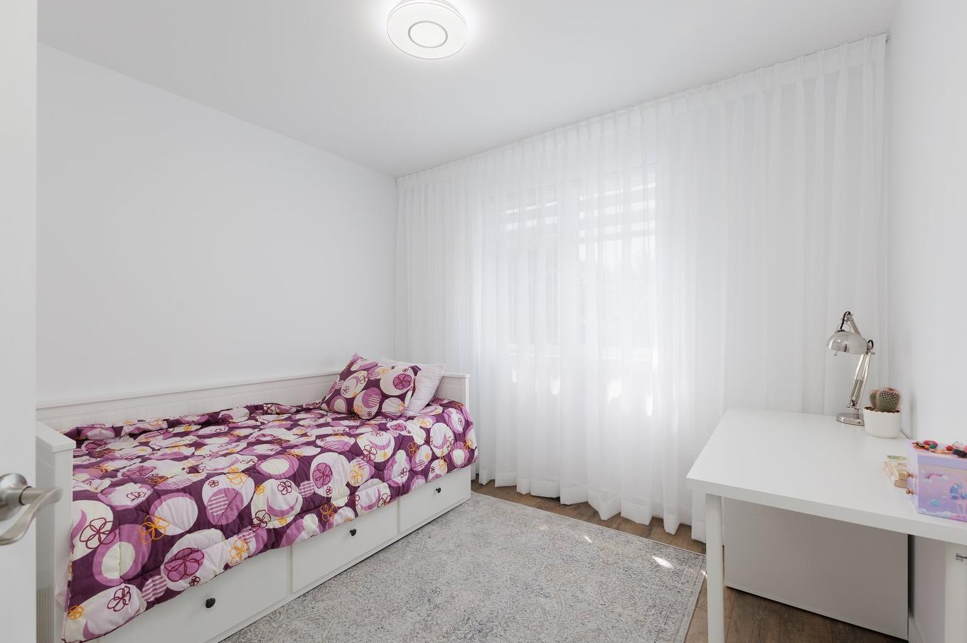 Chambre à coucher - 19 8E Avenue, Laval (Auteuil), QC - Indoor Photo Showing Bedroom