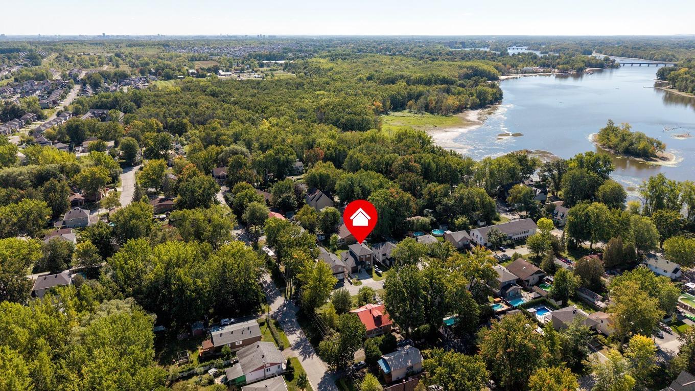 Photo aérienne - 19 8E Avenue, Laval (Auteuil), QC - Outdoor With View