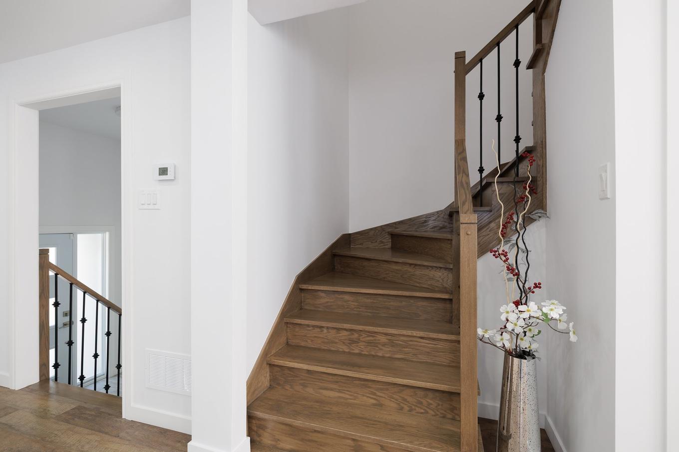 Escalier - 19 8E Avenue, Laval (Auteuil), QC - Indoor Photo Showing Other Room