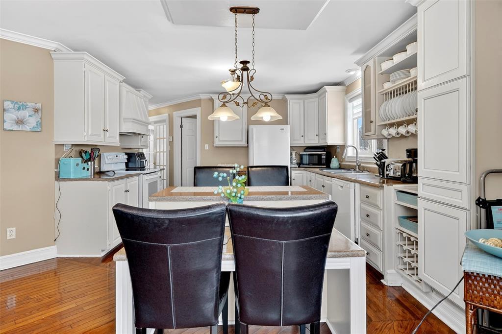 8 Glovers Road, Bareneed, NL