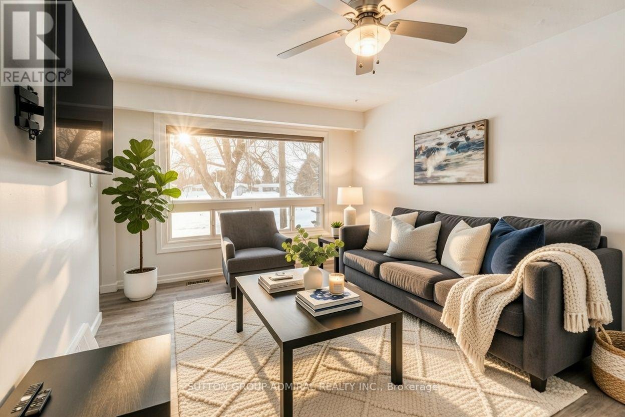 1282 Gary Avenue, Sudbury Remote Area, ON - Indoor Photo Showing Living Room