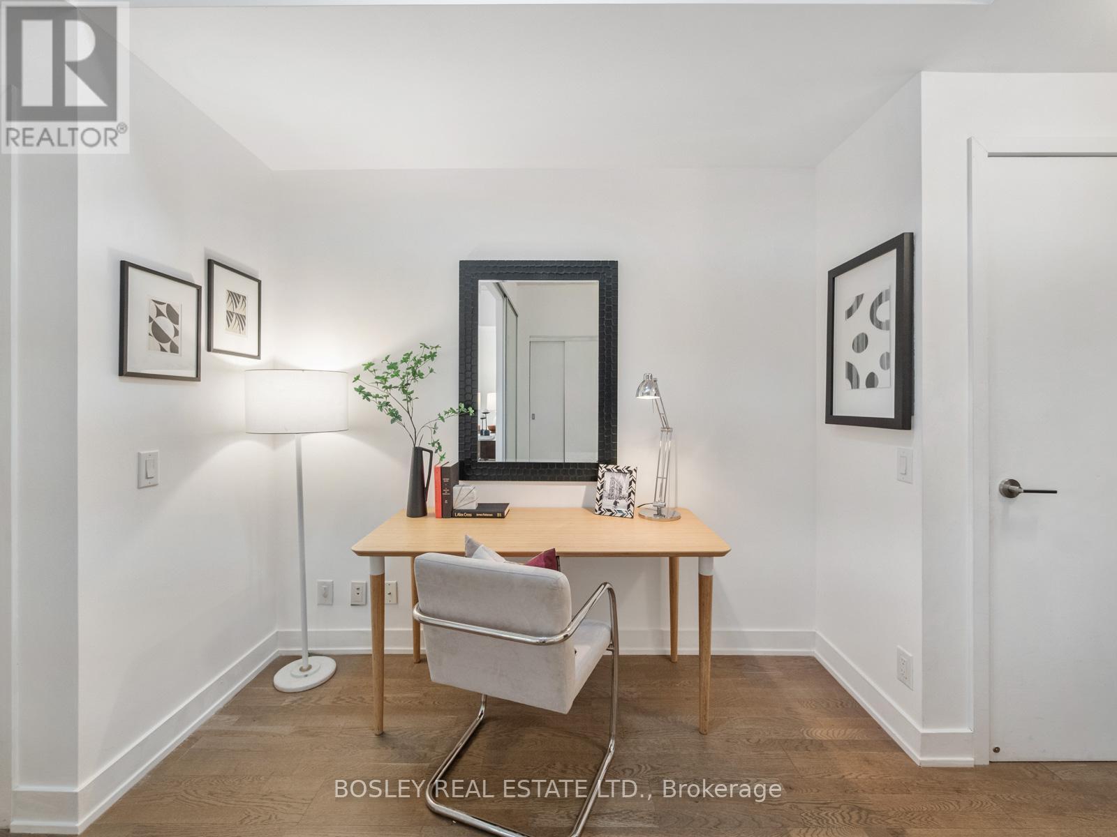 404 - 2 Gladstone Avenue, Toronto, ON - Indoor Photo Showing Office