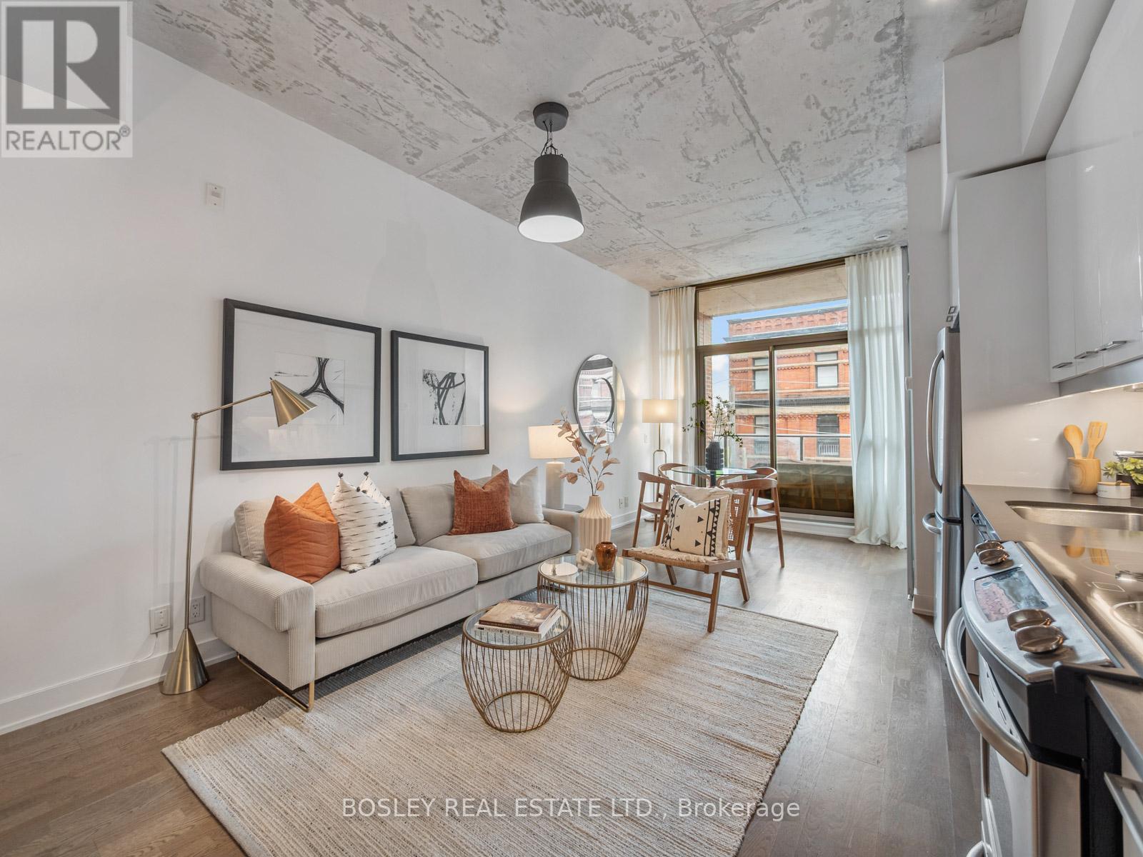 404 - 2 Gladstone Avenue, Toronto, ON - Indoor Photo Showing Other Room