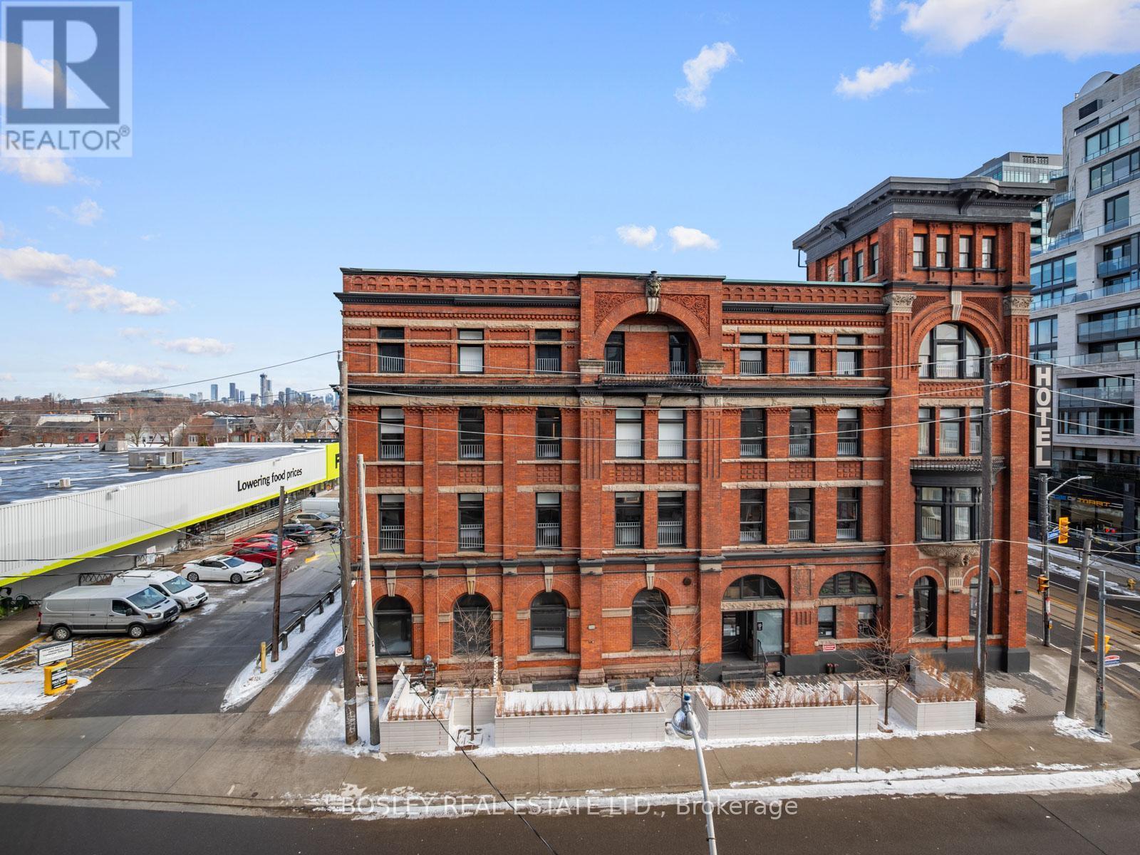 404 - 2 Gladstone Avenue, Toronto, ON - Outdoor With Facade