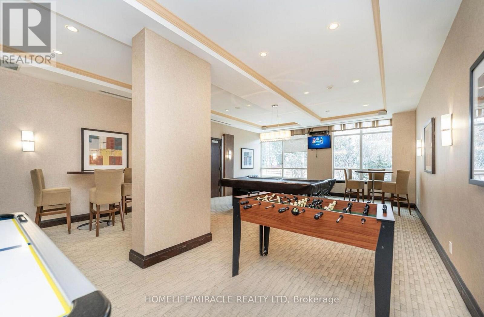 1702 - 3504 Hurontario Street, Mississauga, ON - Indoor Photo Showing Other Room