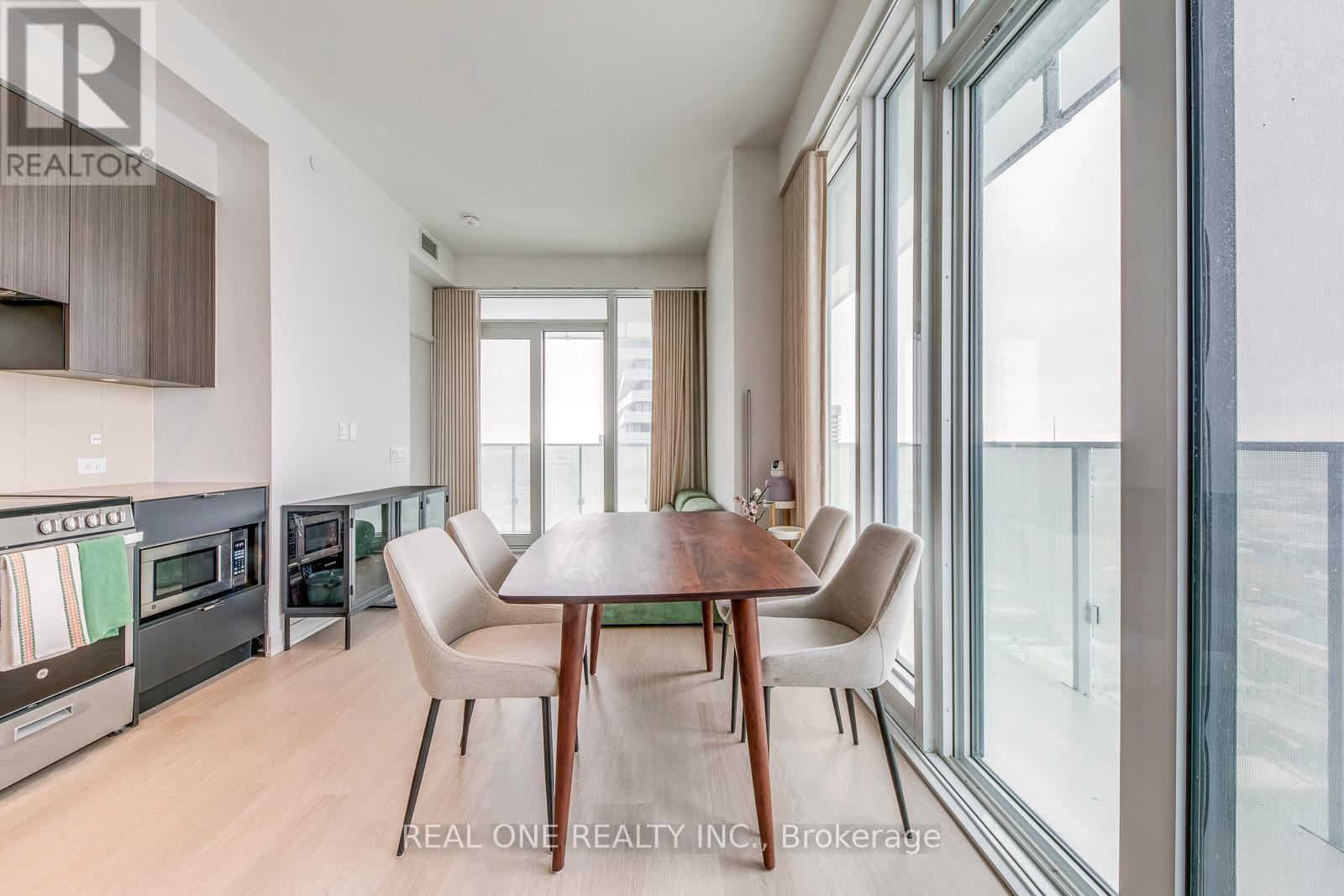 3703 - 3883 Quartz Road, Mississauga, ON - Indoor Photo Showing Dining Room