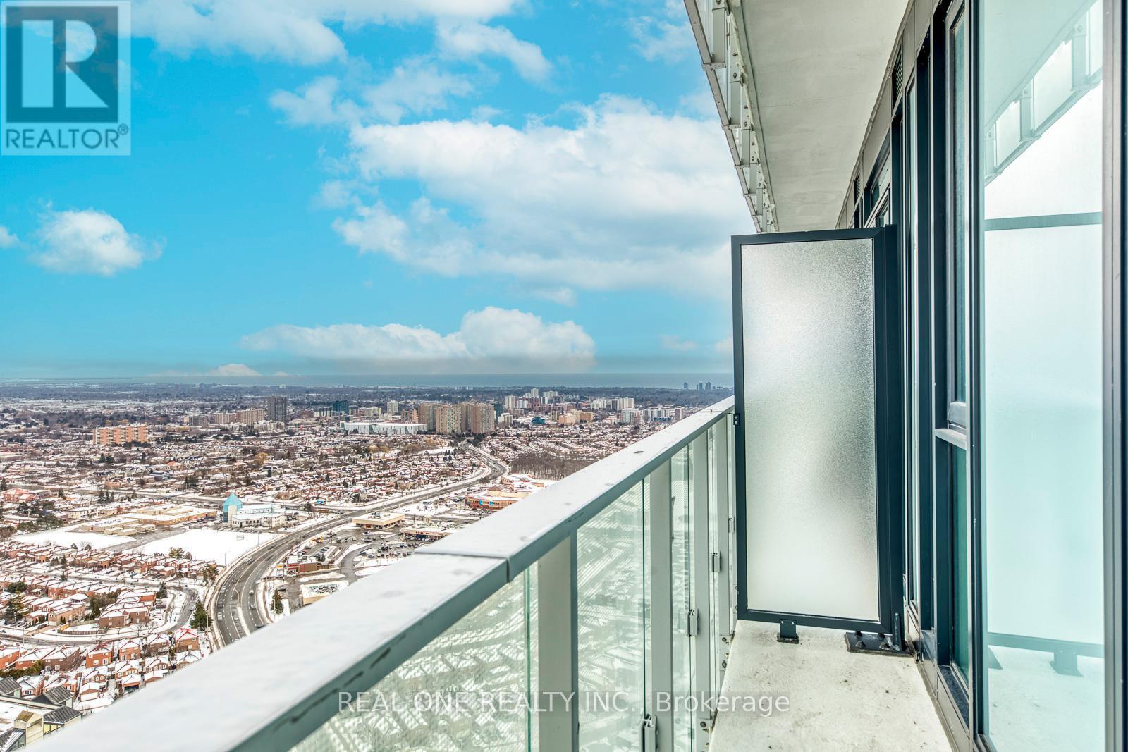 3703 - 3883 Quartz Road, Mississauga, ON - Outdoor With Balcony With View