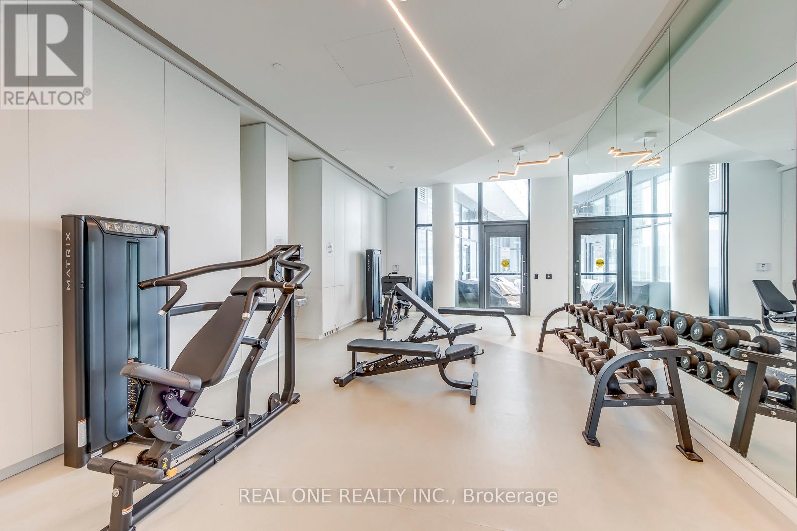 3703 - 3883 Quartz Road, Mississauga, ON - Indoor Photo Showing Gym Room
