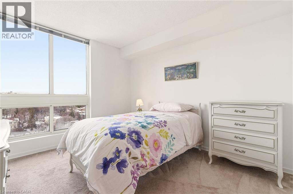 Bedroom 2 - 5 Kenneth Avenue Unit# 1102, North York, ON - Indoor Photo Showing Bedroom