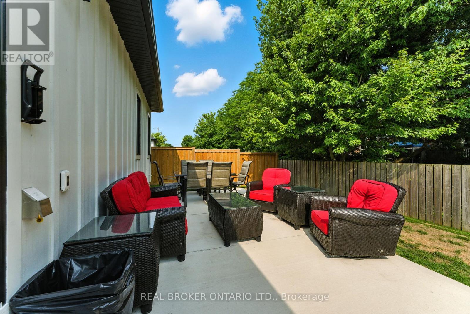 9 Macneil Court, Bayham, ON - Outdoor With Deck Patio Veranda