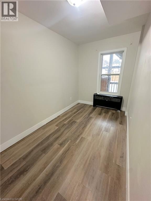 748 Barton Street E, Hamilton, ON - Indoor Photo Showing Other Room