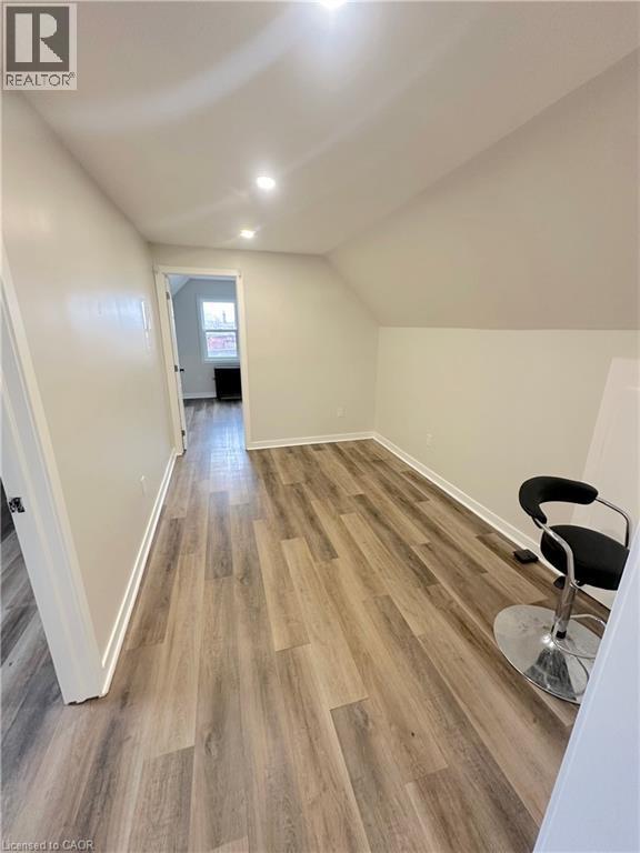 748 Barton Street E, Hamilton, ON - Indoor Photo Showing Other Room