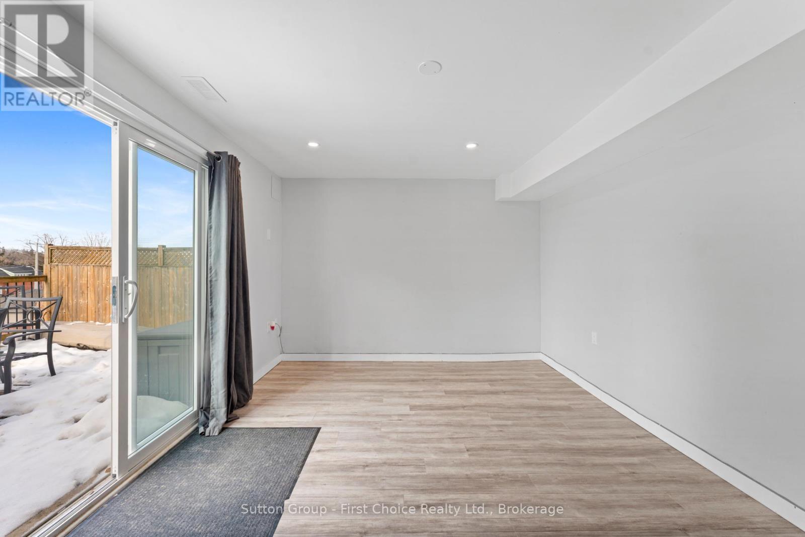 282 Church Street S, St. Marys, ON - Indoor Photo Showing Other Room