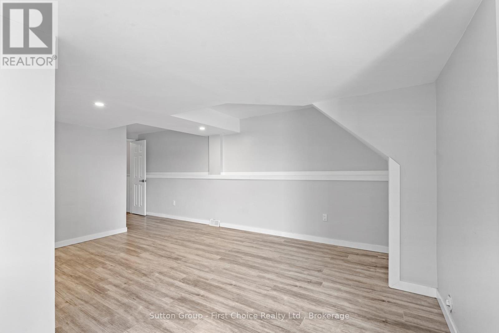 282 Church Street S, St. Marys, ON - Indoor Photo Showing Other Room