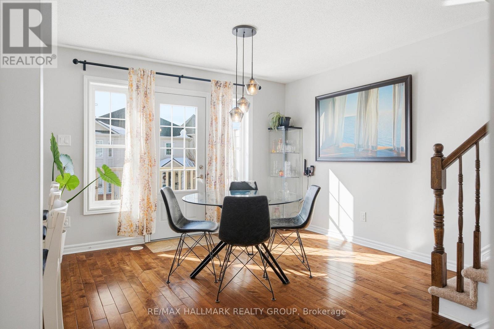501 Sedgebrook Way, Ottawa, ON - Indoor Photo Showing Dining Room