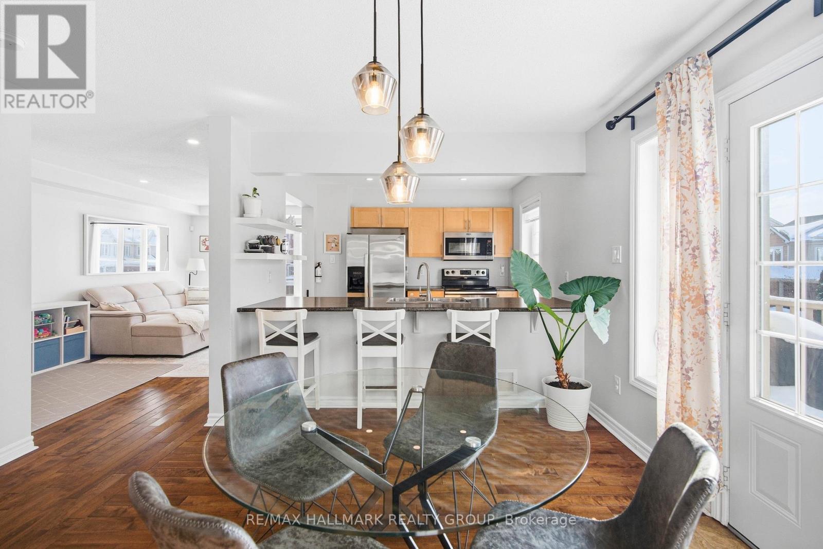 501 Sedgebrook Way, Ottawa, ON - Indoor