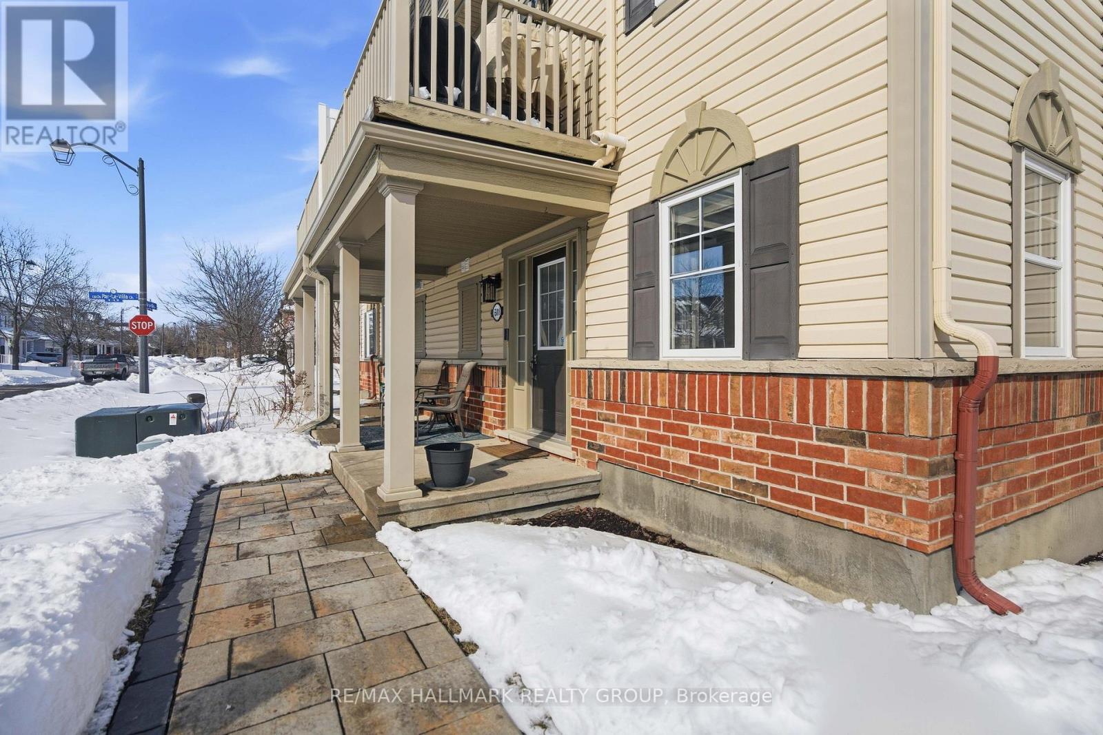 501 Sedgebrook Way, Ottawa, ON - Outdoor With Facade