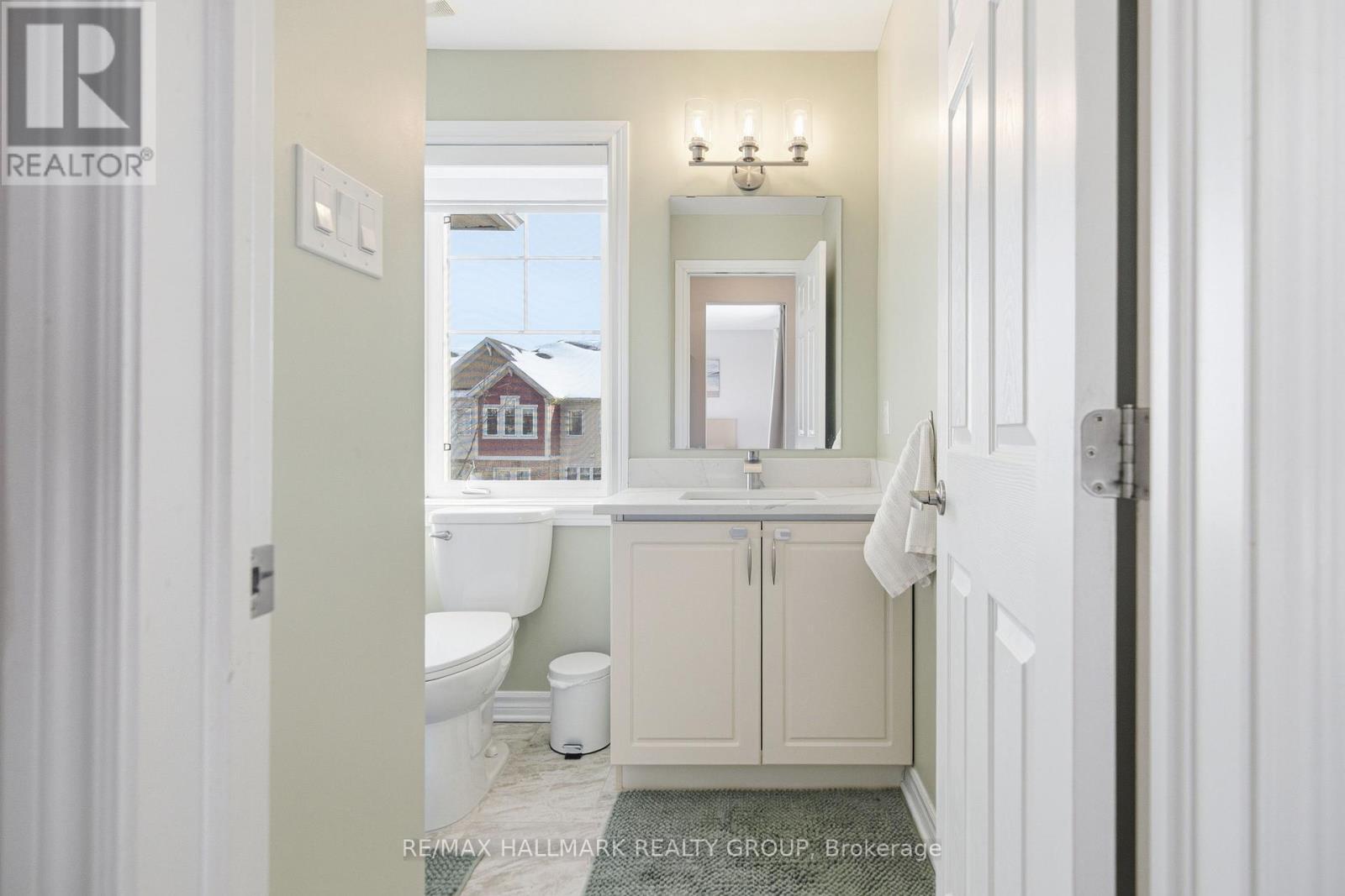 501 Sedgebrook Way, Ottawa, ON - Indoor Photo Showing Bathroom