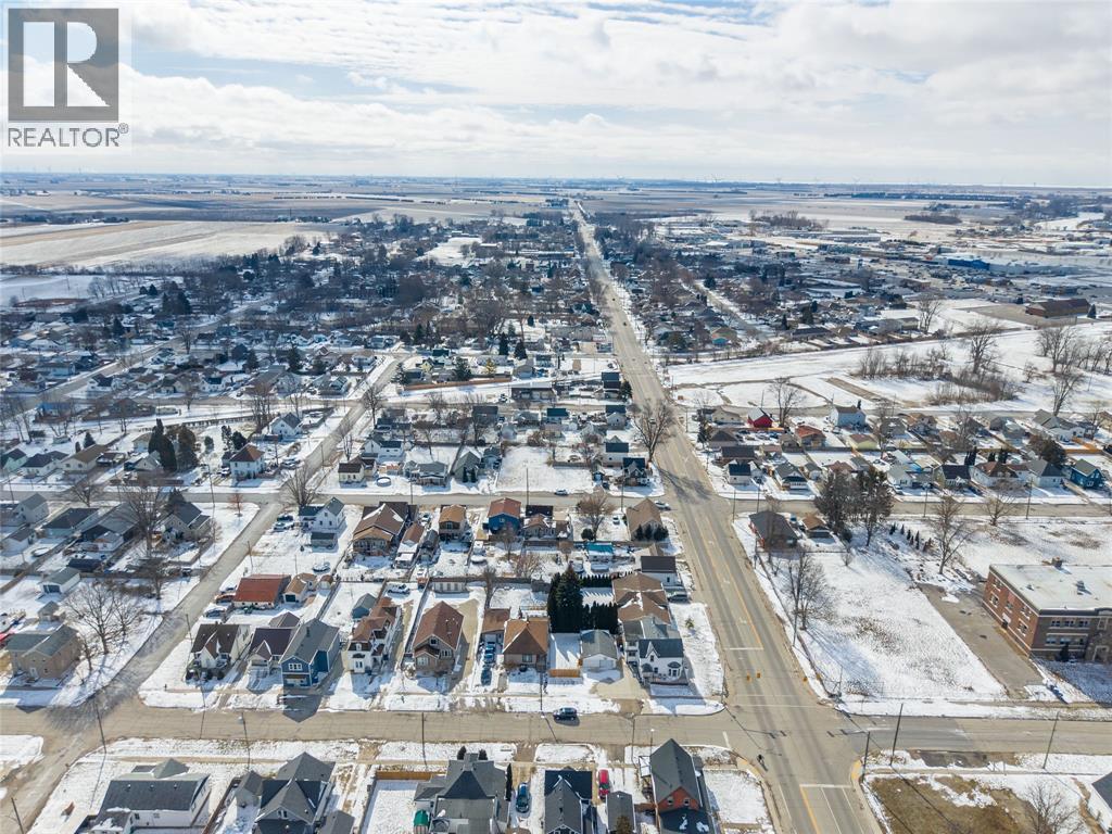 324 Queen Street, Wallaceburg, ON - Outdoor With View