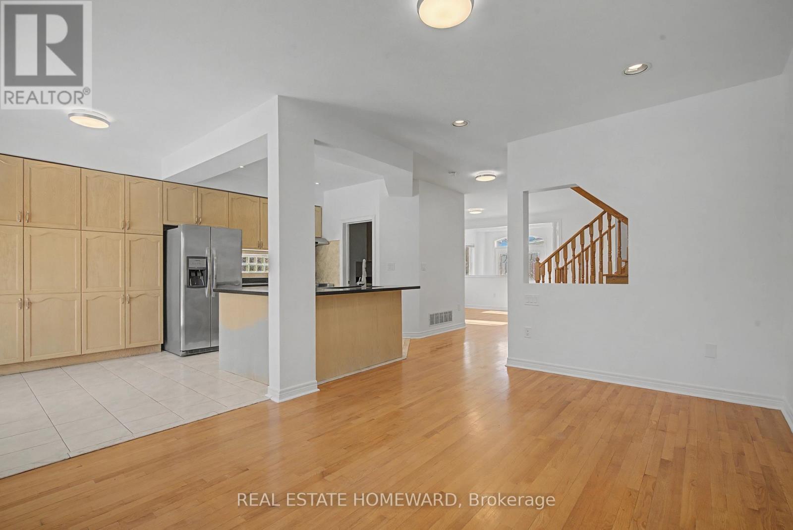 173 Forestwood Street, Richmond Hill, ON - Indoor