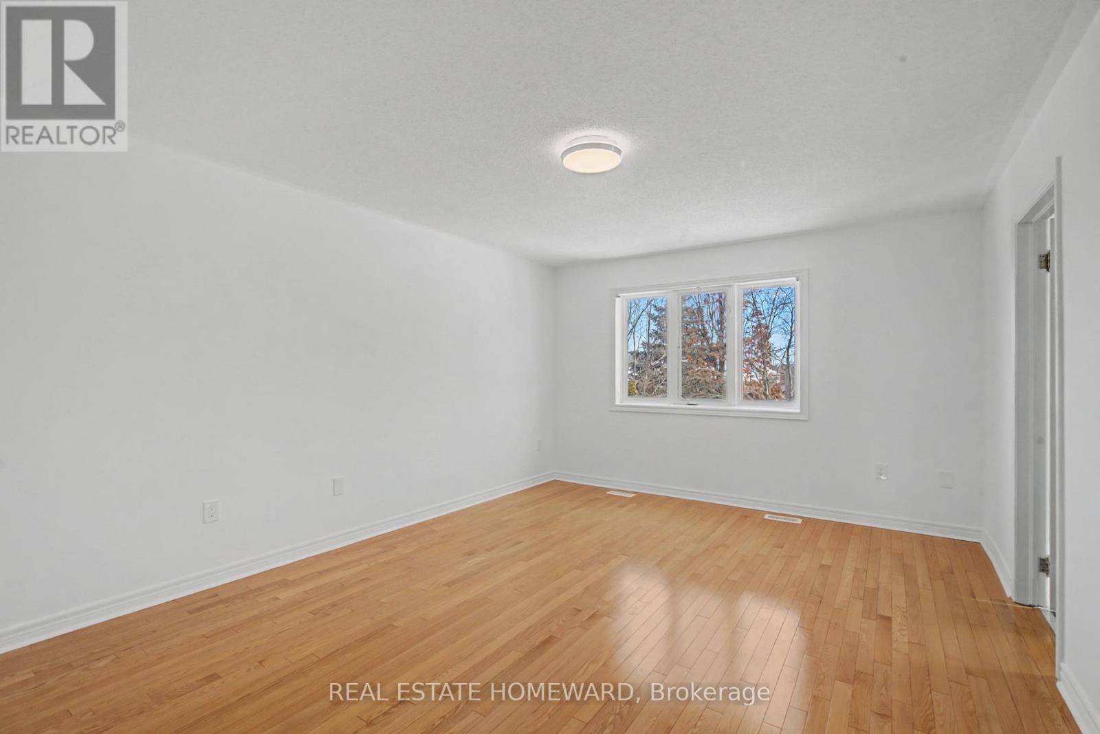 173 Forestwood Street, Richmond Hill, ON - Indoor Photo Showing Other Room