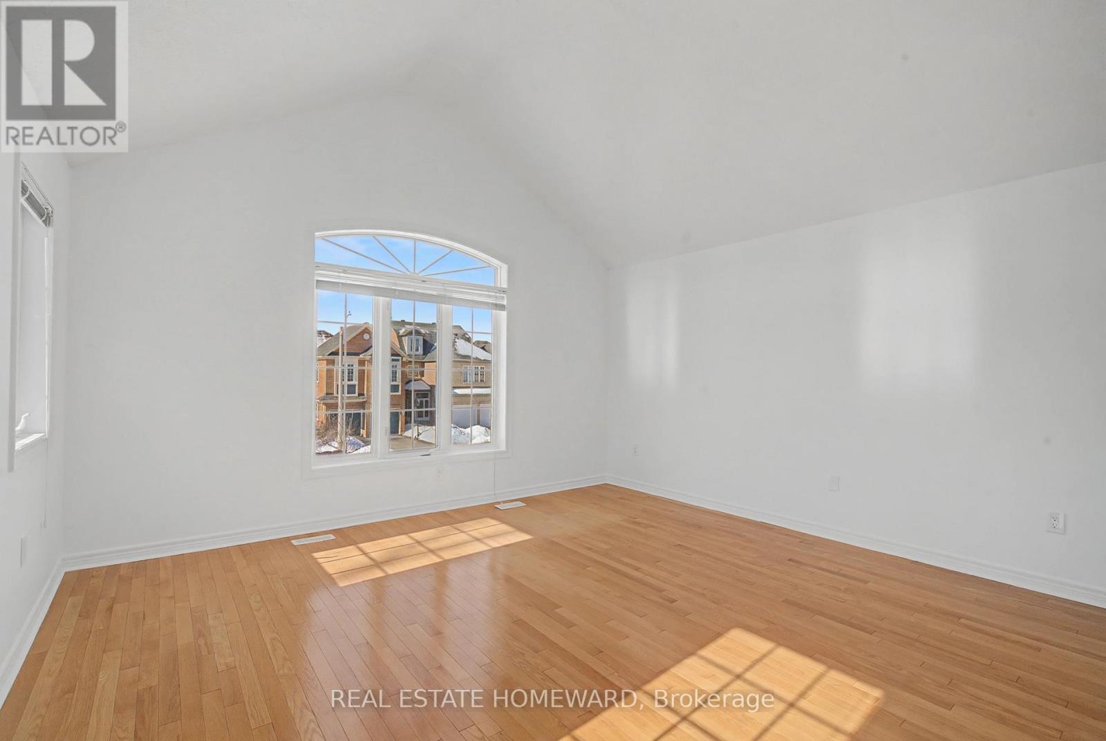 173 Forestwood Street, Richmond Hill, ON - Indoor Photo Showing Other Room