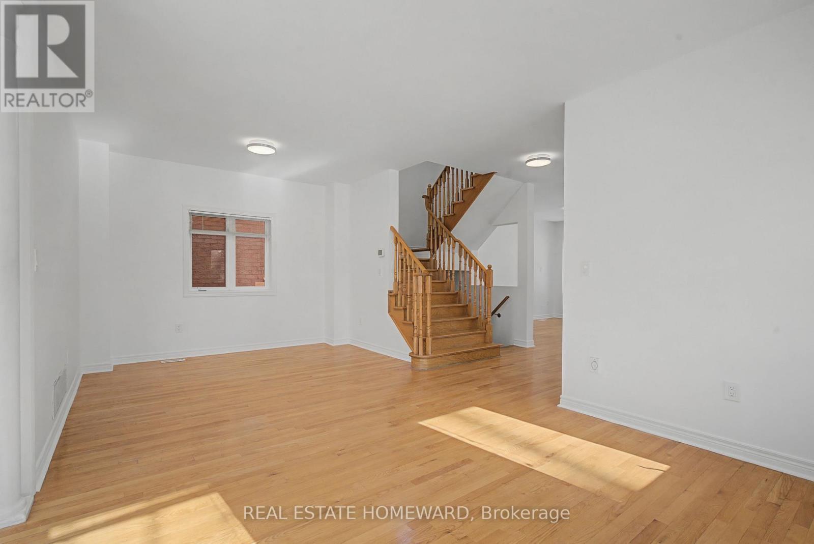 173 Forestwood Street, Richmond Hill, ON - Indoor Photo Showing Other Room