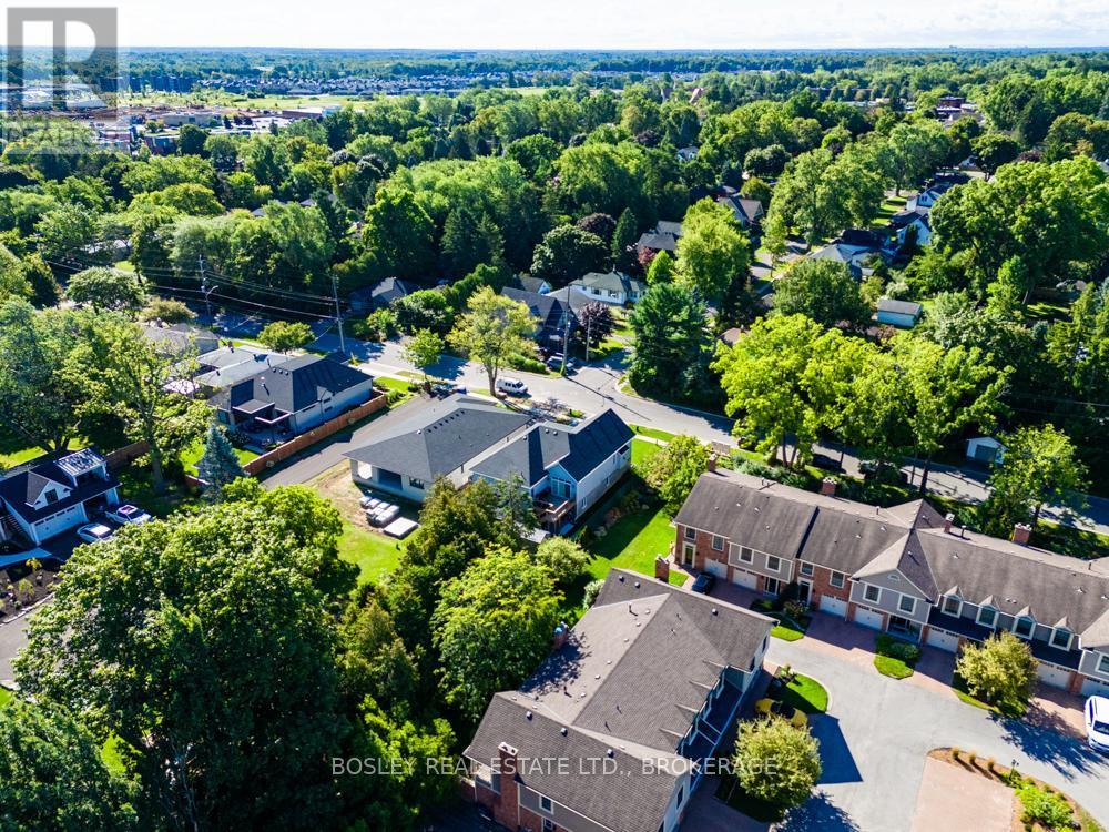 1 Hurricane Road, Pelham (Fonthill), ON - Outdoor With View