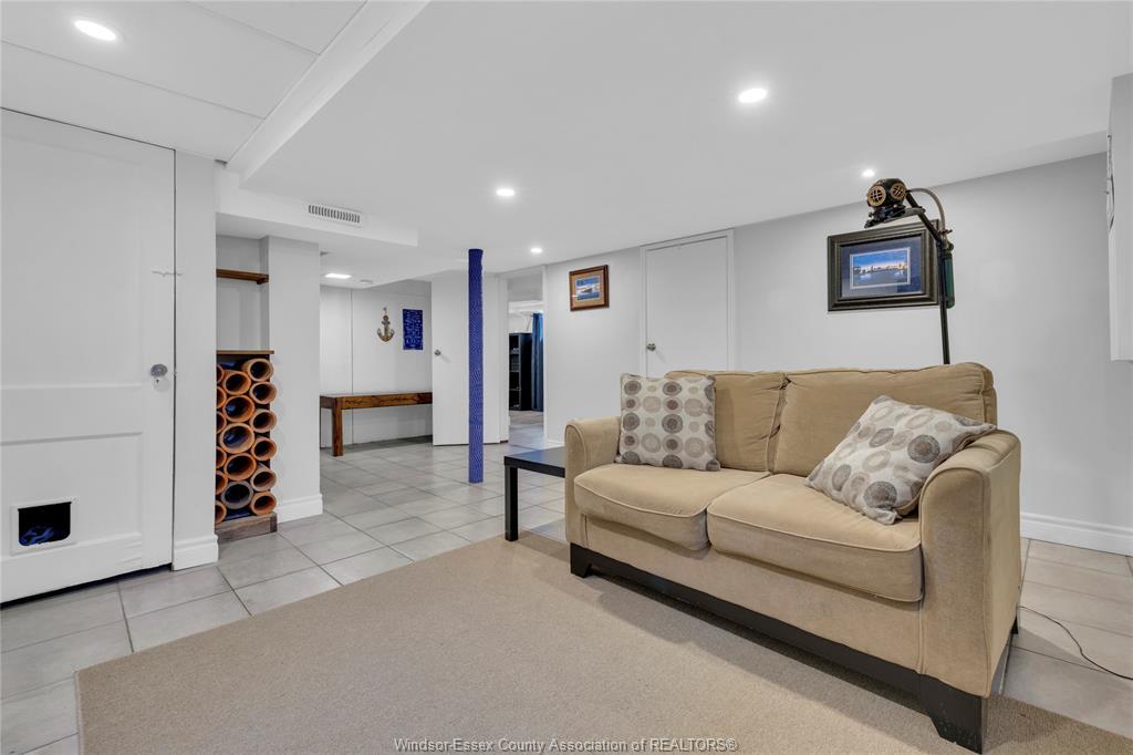 42 Grace, Leamington, ON