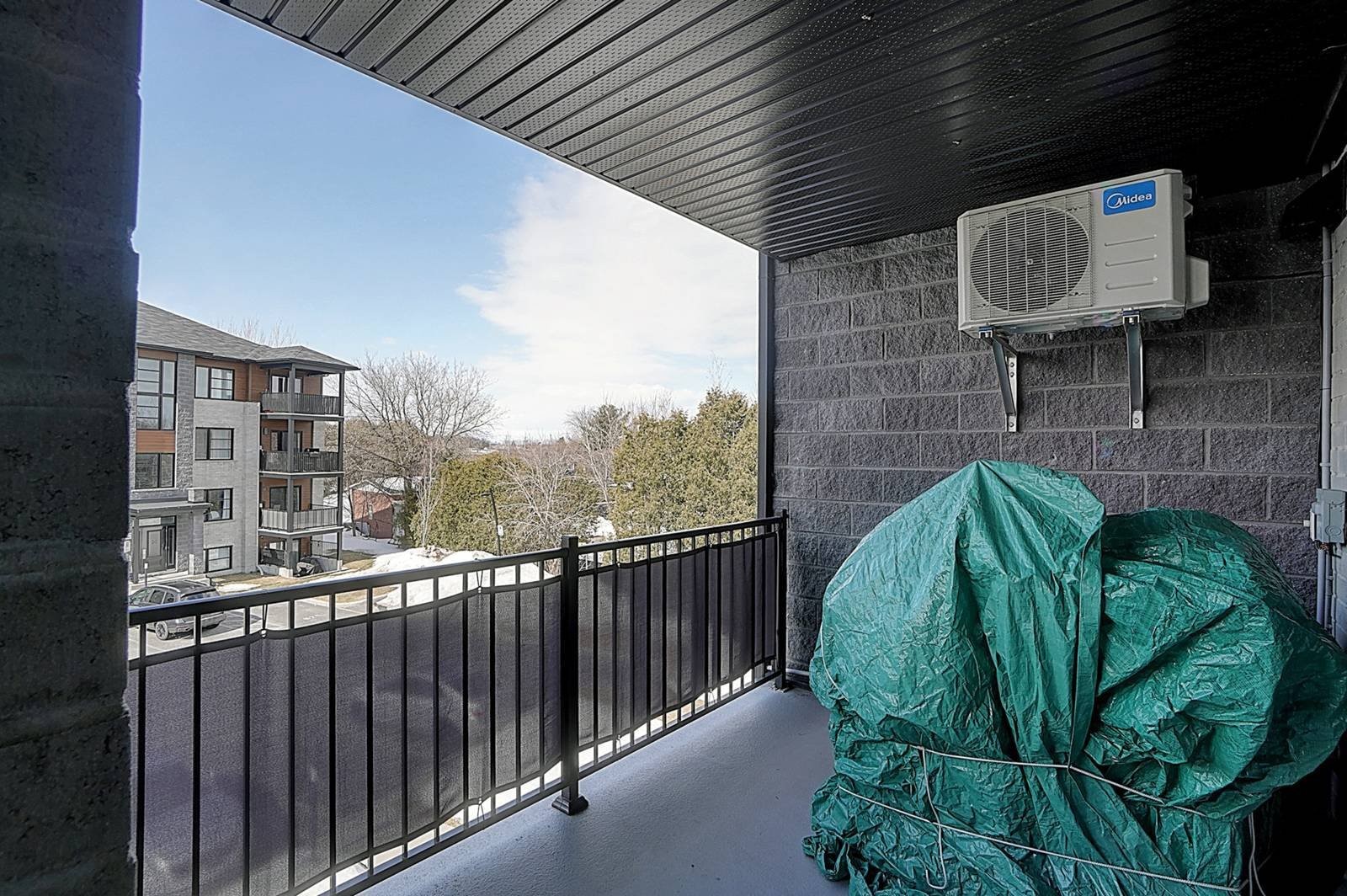 Balcony - 628 Tsse Dollard, Saint-Amable, QC - Outdoor With Exterior