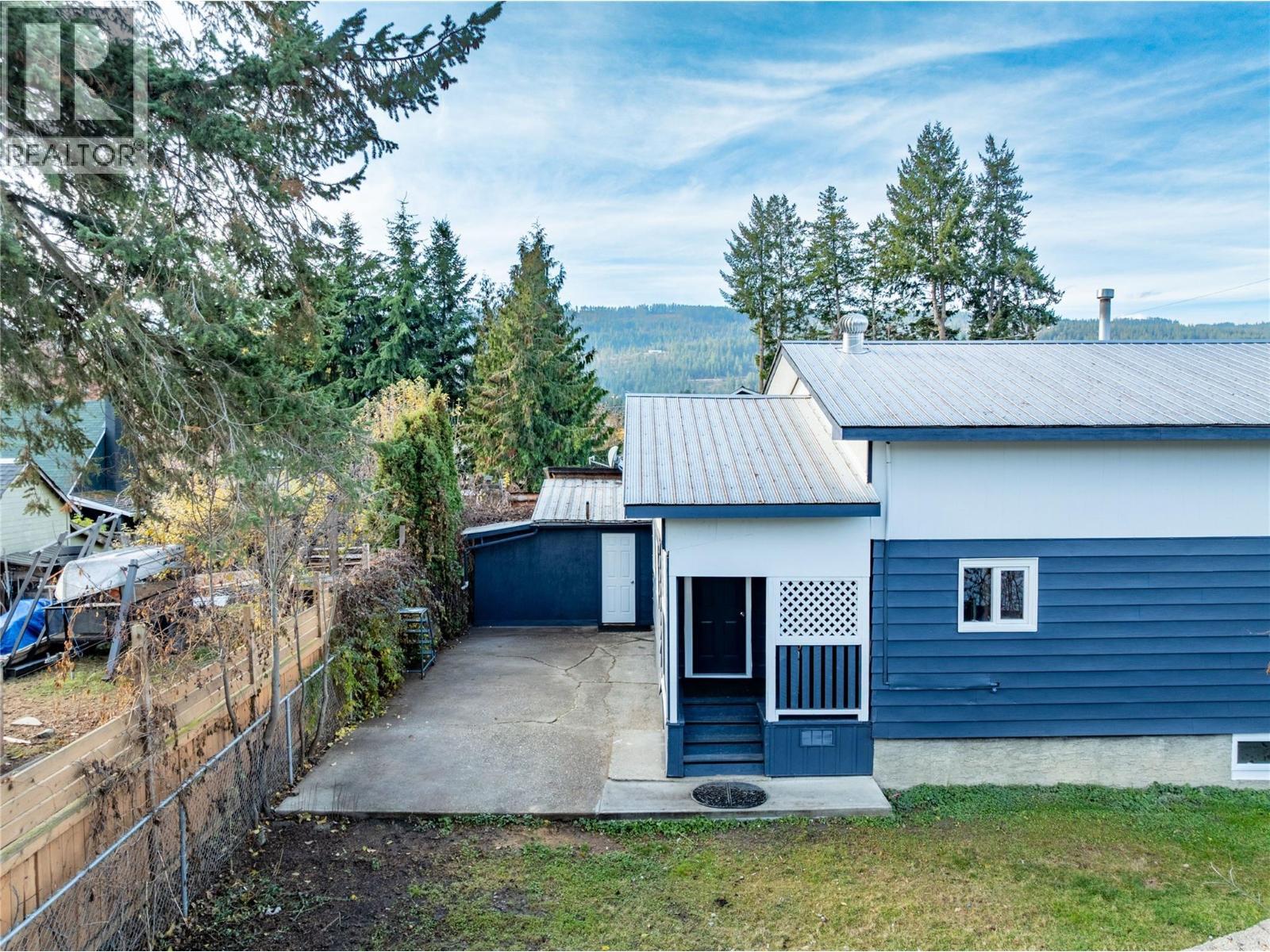 500 Polson Avenue, Enderby, BC - Outdoor