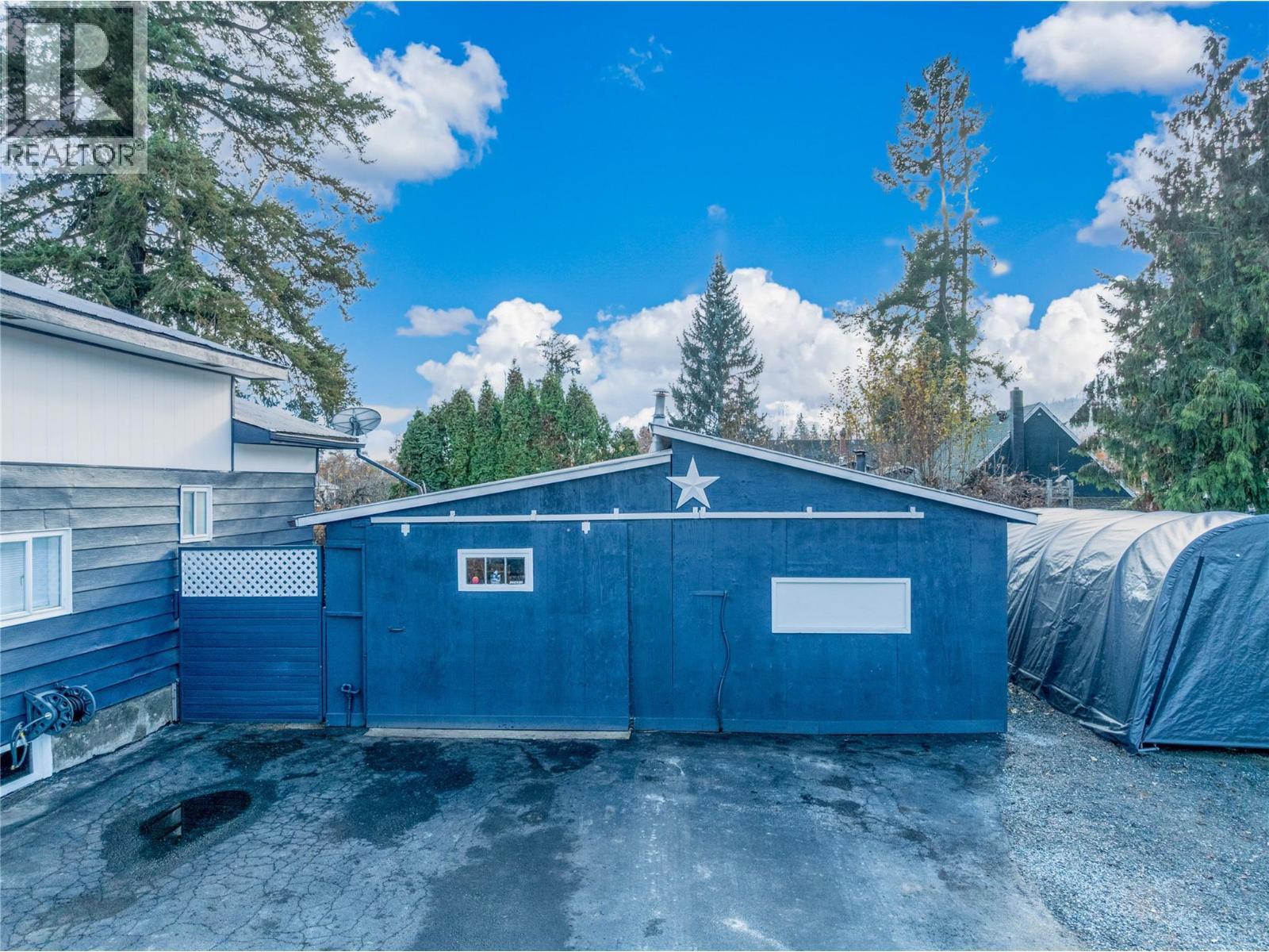 500 Polson Avenue, Enderby, BC - Outdoor