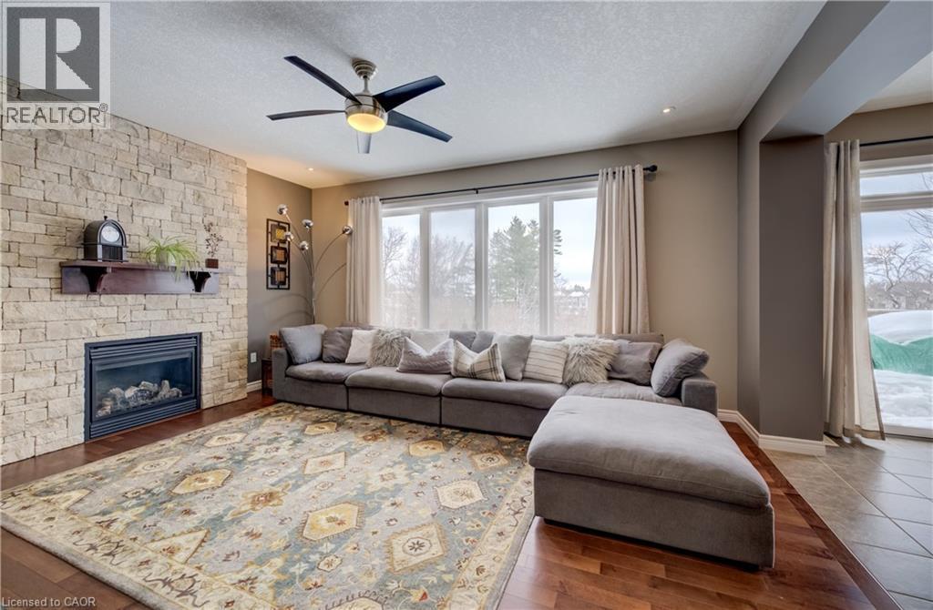 928 Evens Pond Court, Kitchener, ON - Indoor Photo Showing Living Room With Fireplace