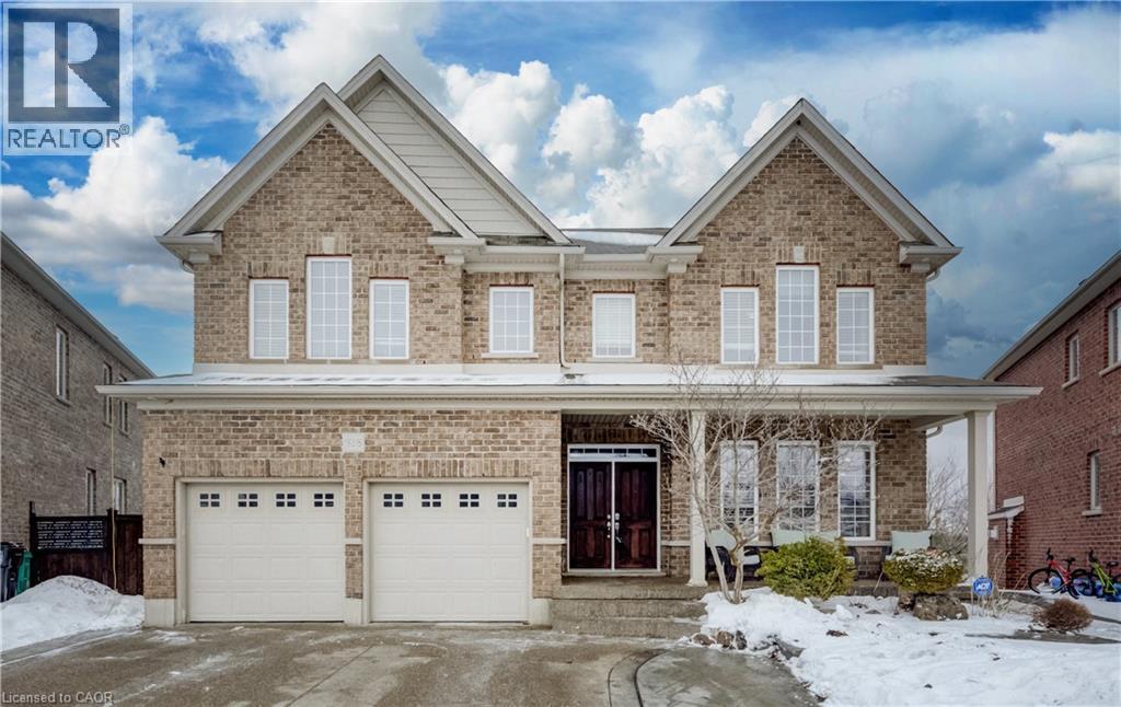 928 Evens Pond Court, Kitchener, ON - Outdoor With Facade