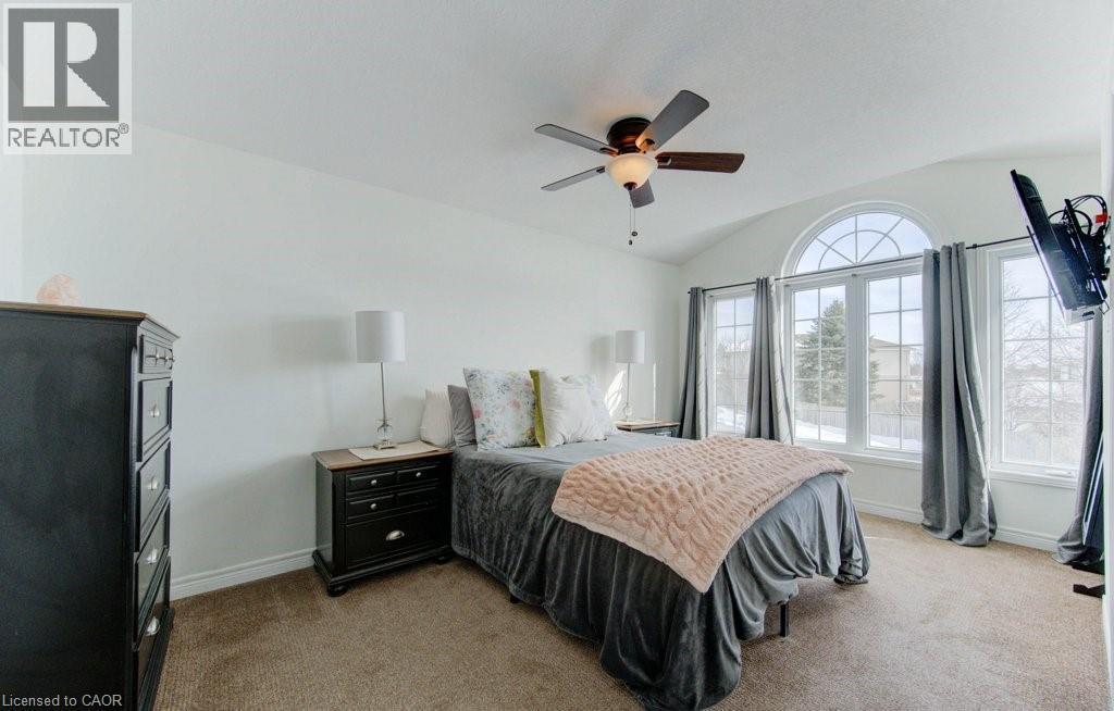 primary - 404 Wake Robin Crescent, Kitchener, ON - Indoor Photo Showing Bedroom