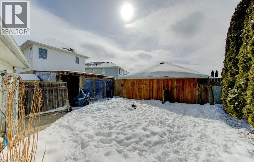 404 Wake Robin Crescent, Kitchener, ON - Outdoor With Exterior